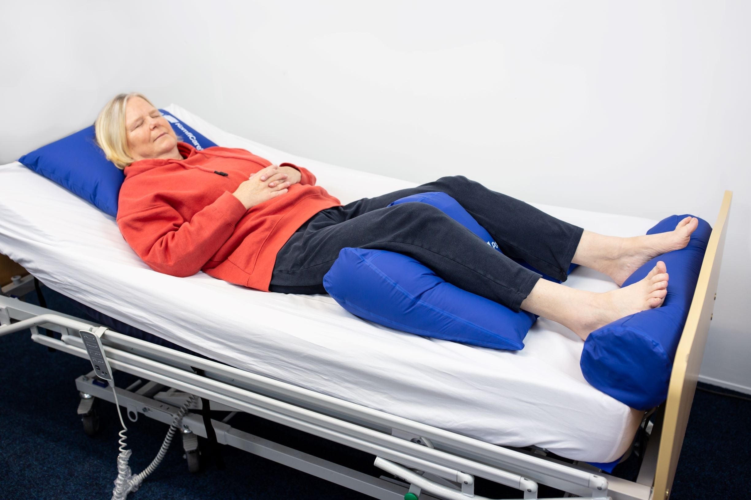 PP8014 - PosiPerle Semi-Fowler Pude Large 70x56x14cm