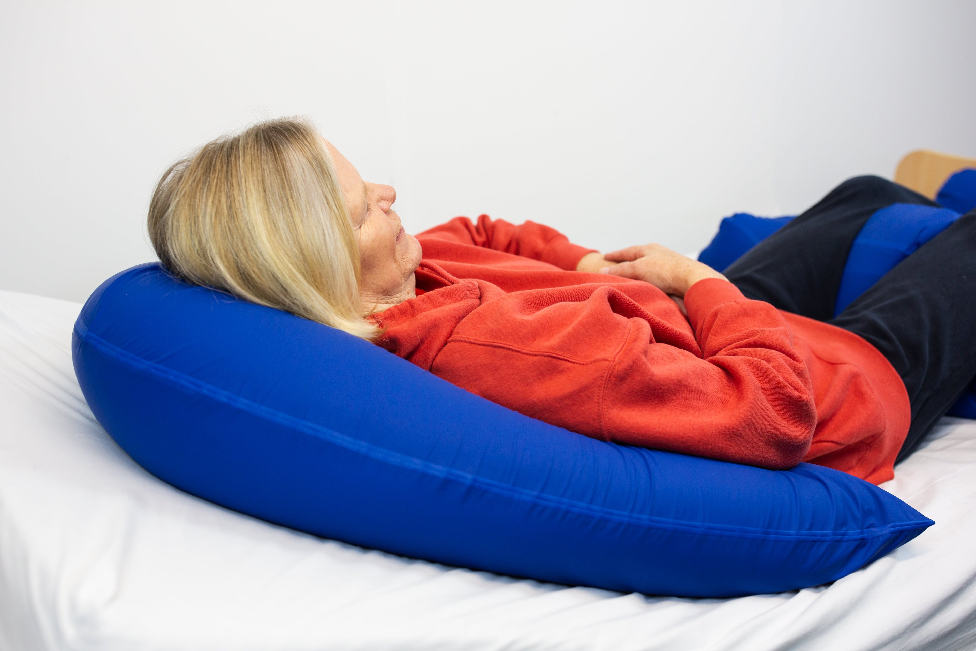 PP8012 - PosiPerle Half-Moon Pude Large 180dia x30cm