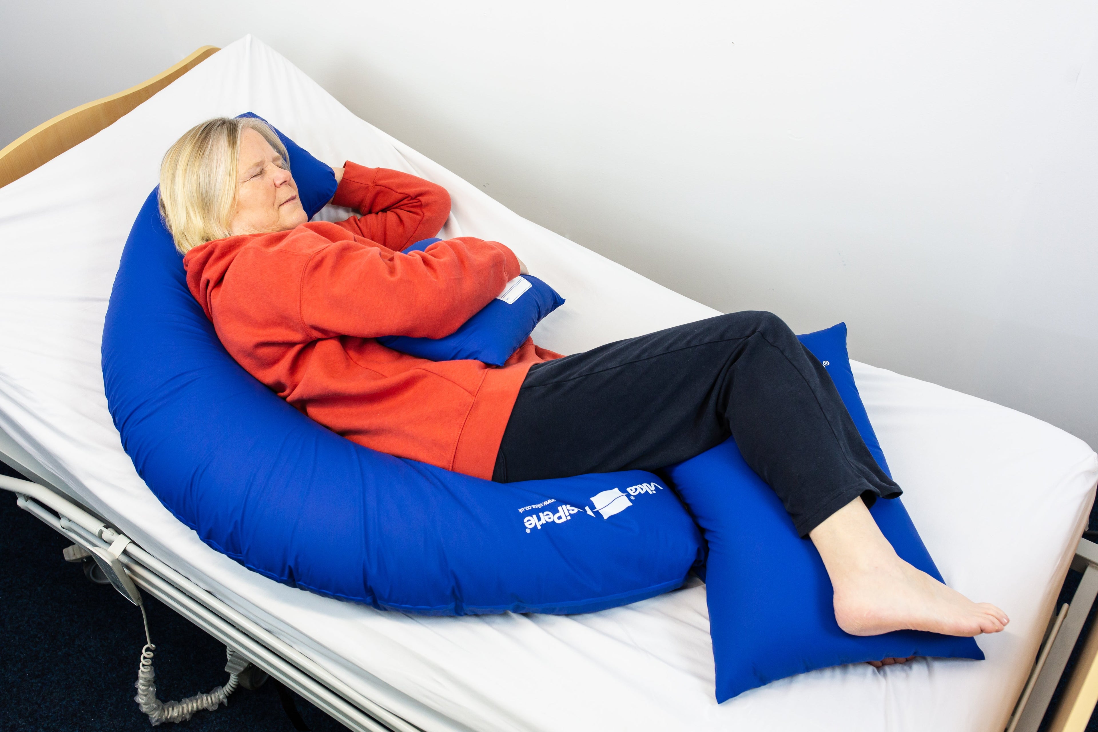 PP8012 - PosiPerle Half-Moon Pude Large 180dia x30cm